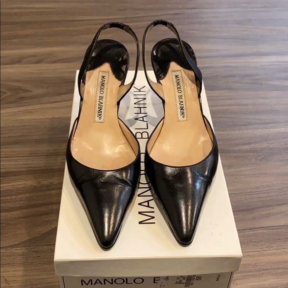 Manolo Blahnik Shoes - Manolo Blahnik calf sling back